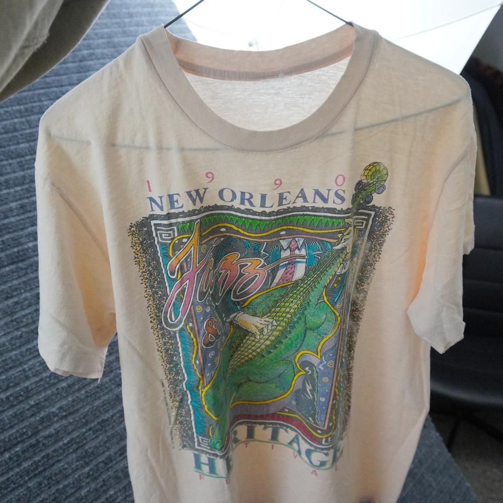 Vintage 90s Thin New Orleans Jazz Heritage Festival T-Shirt L Cream Graphic Tee